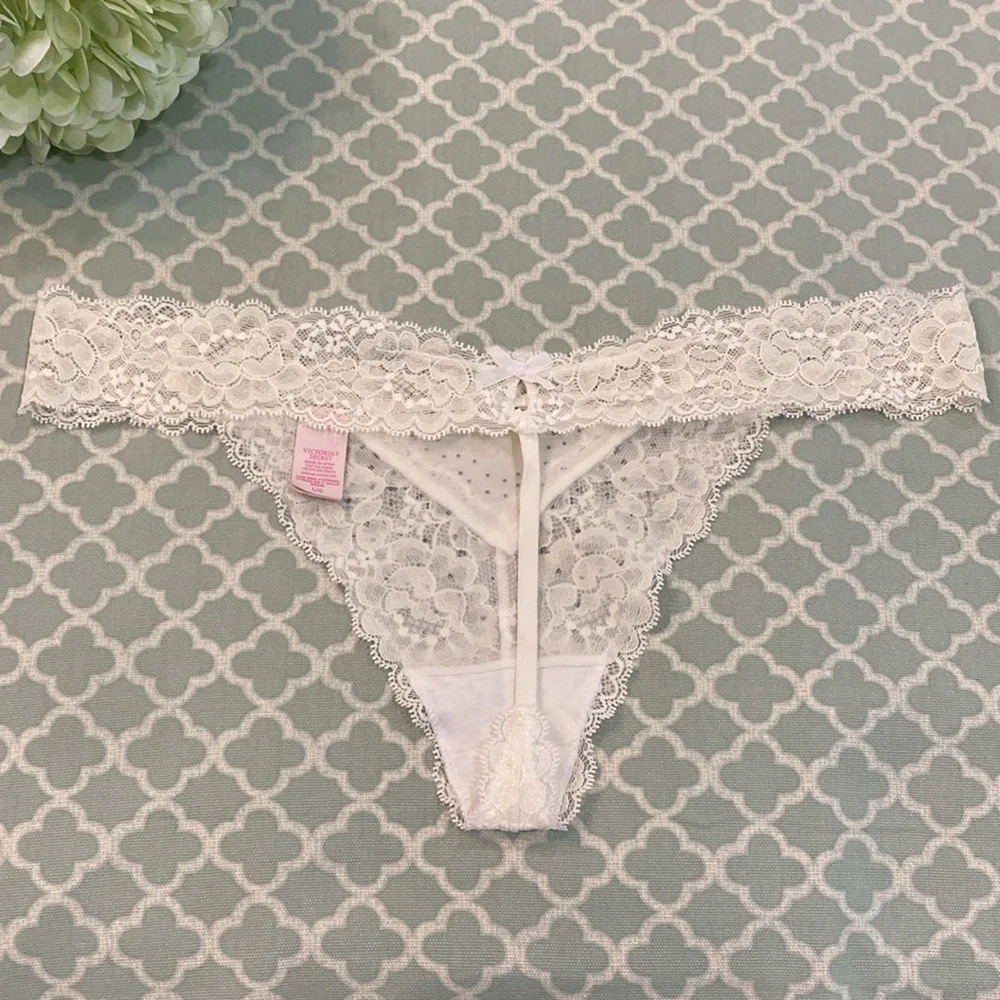 Vintage Victoria’s Secret Dream Angels White Shimmer Lace Rhinestone Thong L - Picture 5 of 10